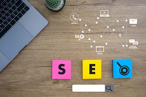Estrategias SEO y SEM, ¿cuál es más efectiva?